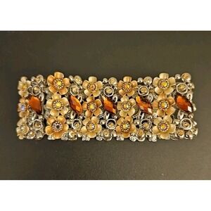 Vintage Premeir Design FLORAL AFFAIR Stretch Bracelet (517)